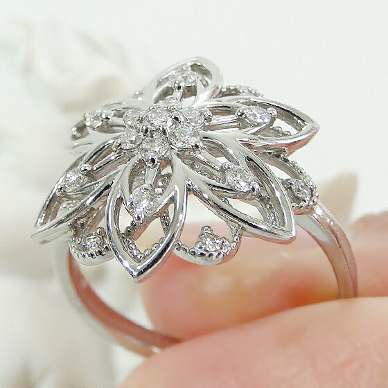 楽天市場】Pt900/K18YG/K18YG&Pt900 ミル打ち クラシカル フラワー