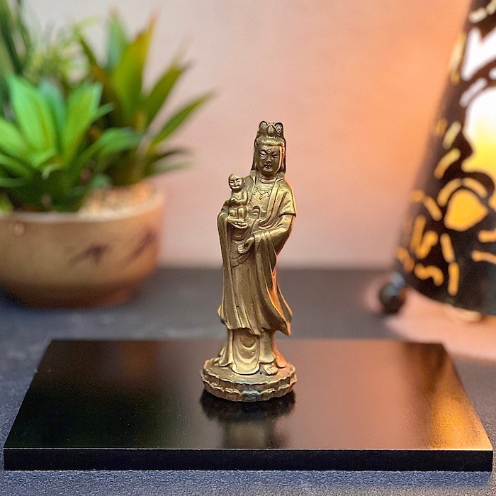 楽天市場】水子観音像 水子供養 観音様 銅 金 ゴールド 置物 守護神