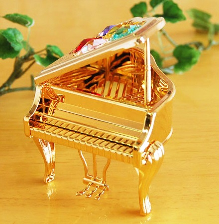 楽天市場】オブジェ ピアノ スワロフスキークリスタル ゴールド L 置物