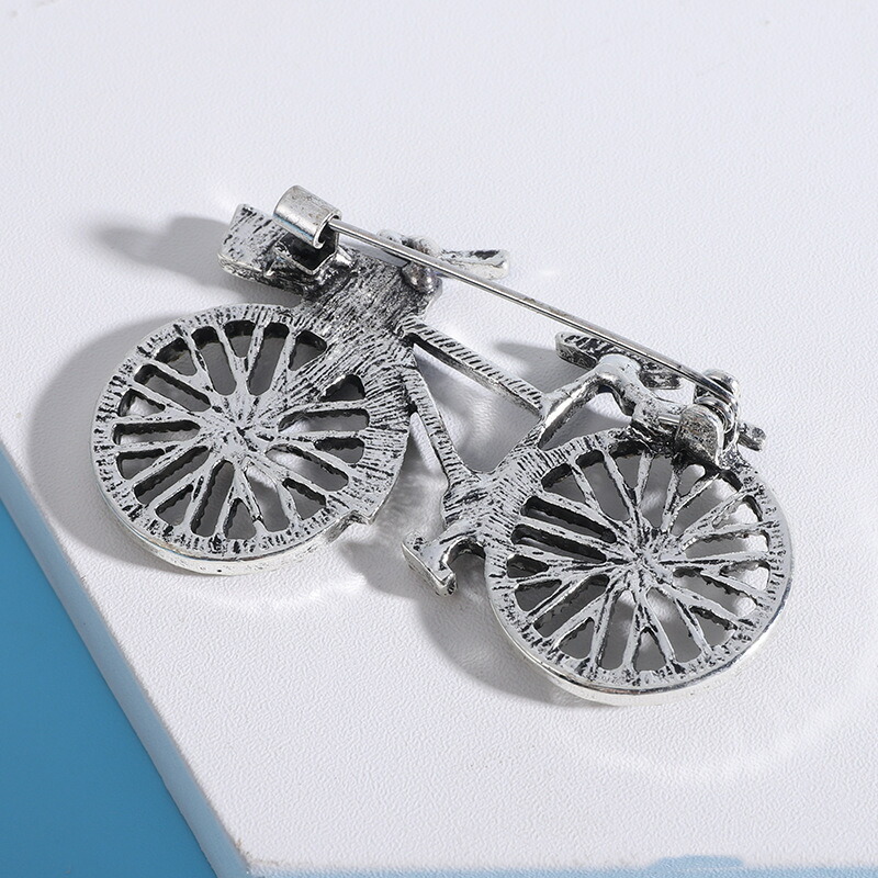 楽天市場】車輪が スワロフスキー の レトロ 自転車 ブローチ : Aquarius