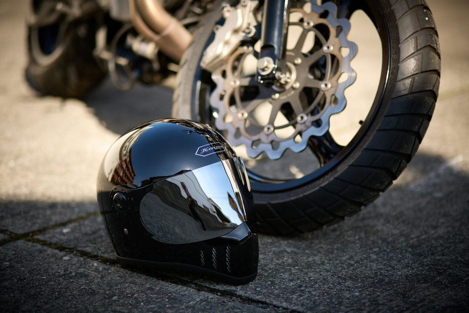 楽天市場】フルフェイス へルメット バイク ビンテージ ブラック