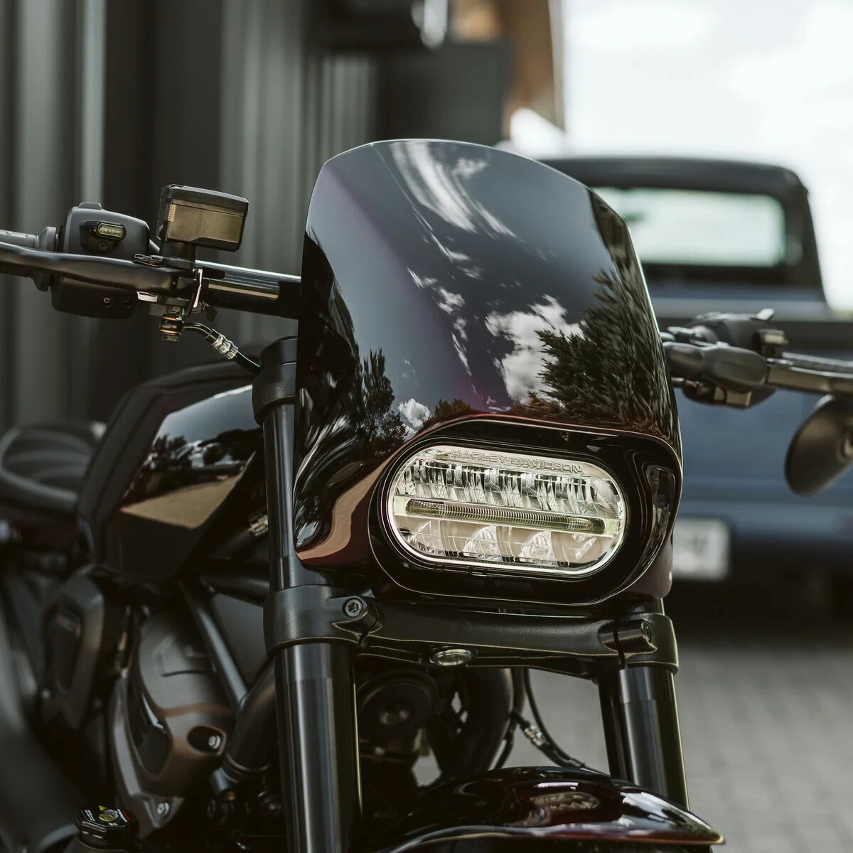 楽天市場】ハーレー スポーツスターS Road Warriorヘッドライトフェア