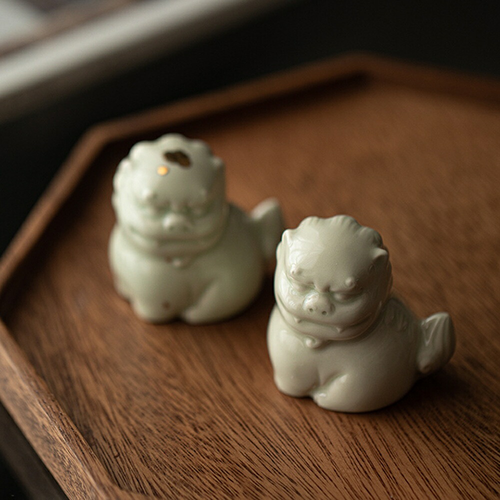 鍋島焼 白磁 獅子 置物 銘なし アンティーク Q2057 鍋島焼 白磁 獅子
