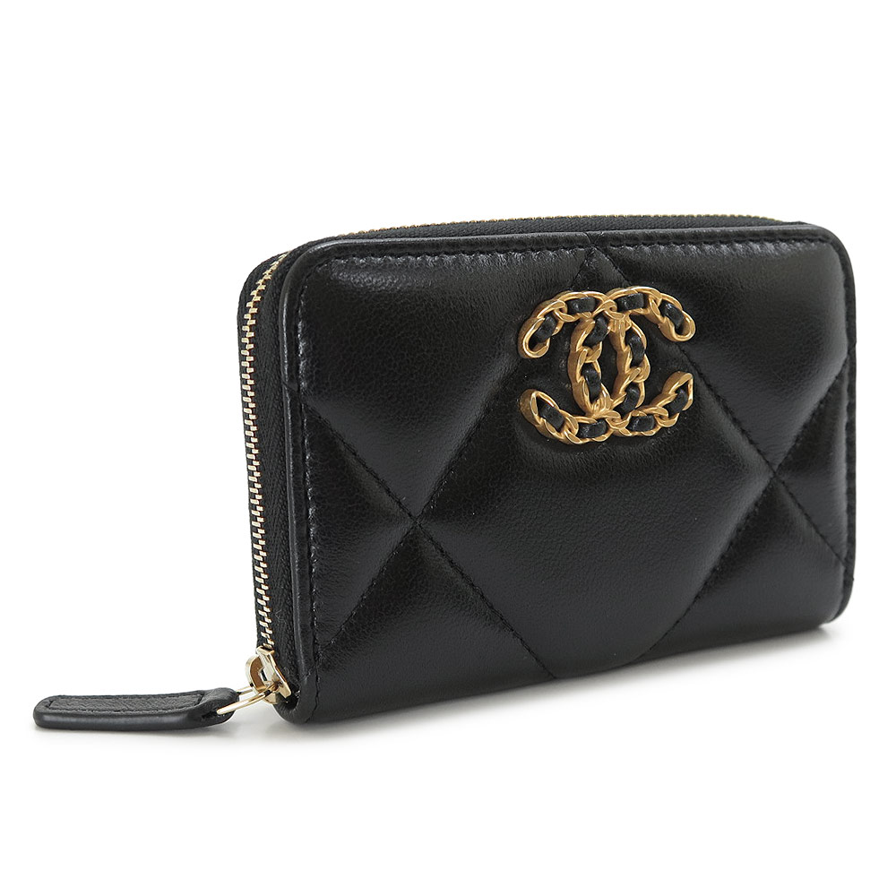 CHANELマトラッセ 19 ココ マーク ジップ カード ケース 財布 CHANEL