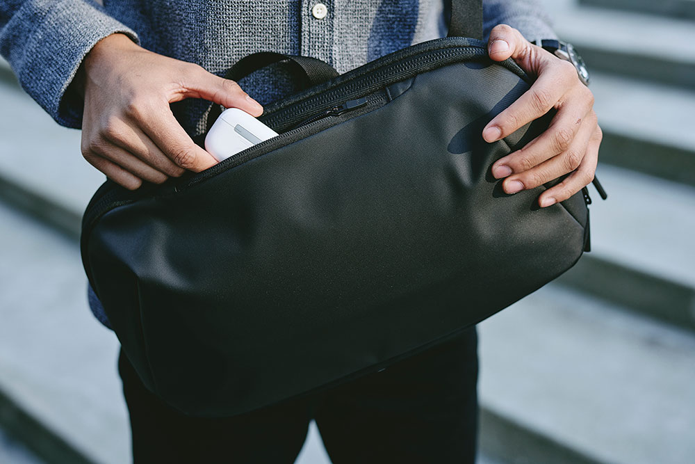 楽天市場】Aer エアー ショルダーバッグ かばん Tech Sling 2 ブラック