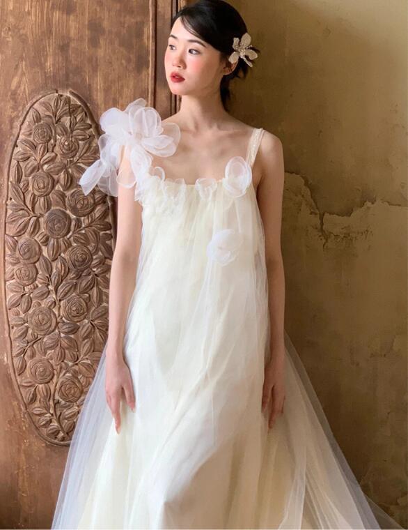 楽天市場】花びら ロング マキシ丈 ウェディングドレス 森ガール系