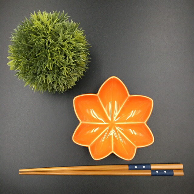紅葉と花のデザイン小皿セット 紅葉と花のデザイン小皿セット｜紅葉と