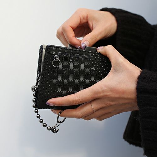 楽天市場】【印伝－印傳屋 公式通販】 限定柄 二つ折り財布 がま札財布