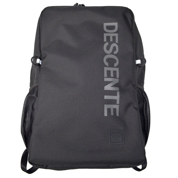楽天市場】スクールスクエアデイパック29L 黒ロゴ入り【DESCENTE