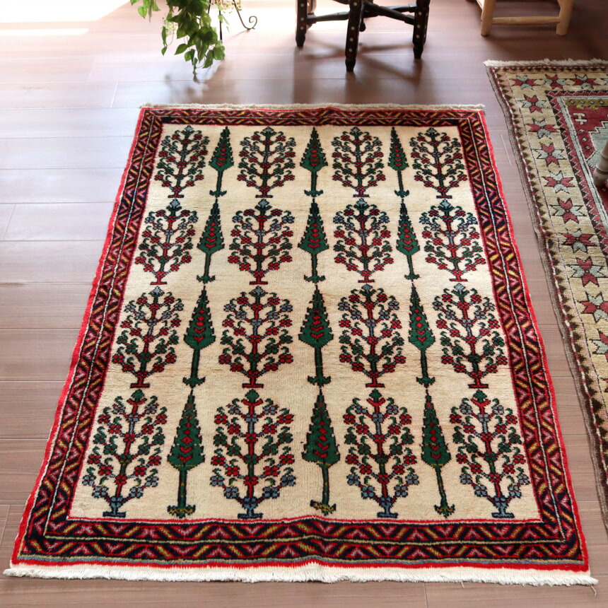 楽天市場】トライバルラグ 手織り絨毯 トルコ 149×108cm ニーデ 生命の