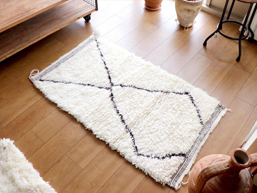 楽天市場】モロッコ エリアラグ ベニワレン 120×70cm ナチュラル