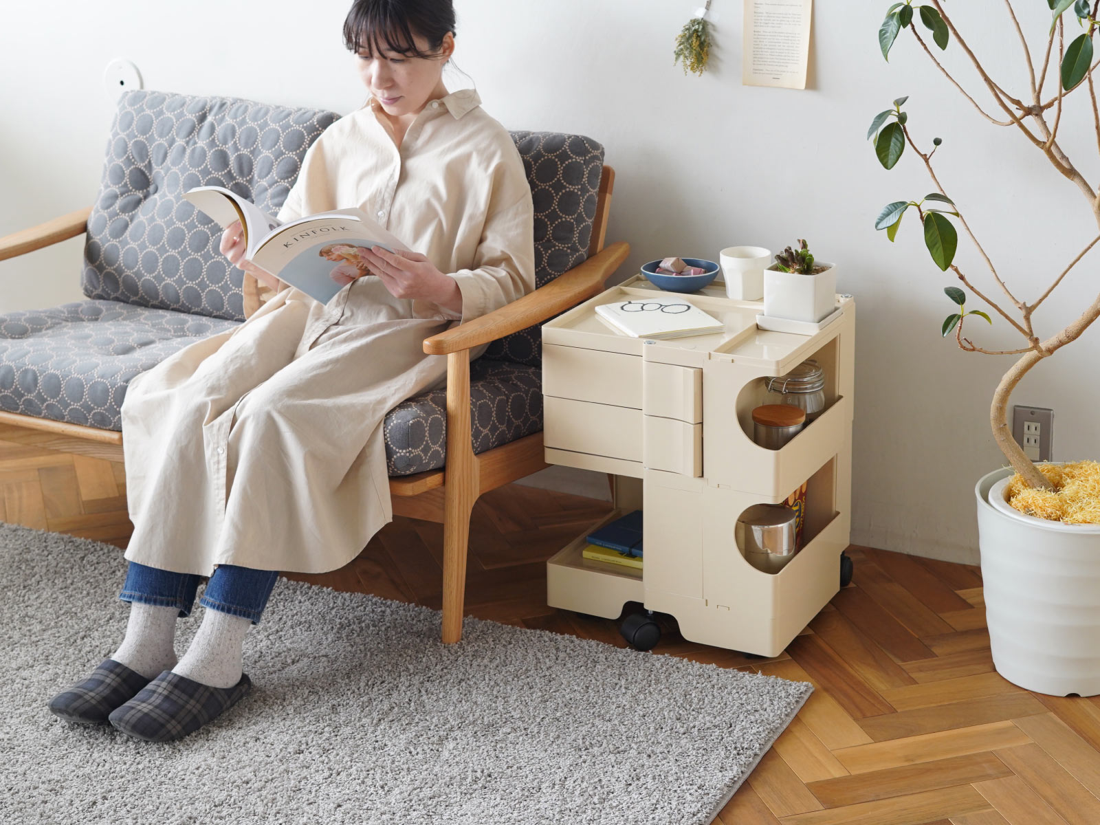 楽天市場】【3/1 価格改定】【在庫あり・正規品2年保証】全2色 ボビー