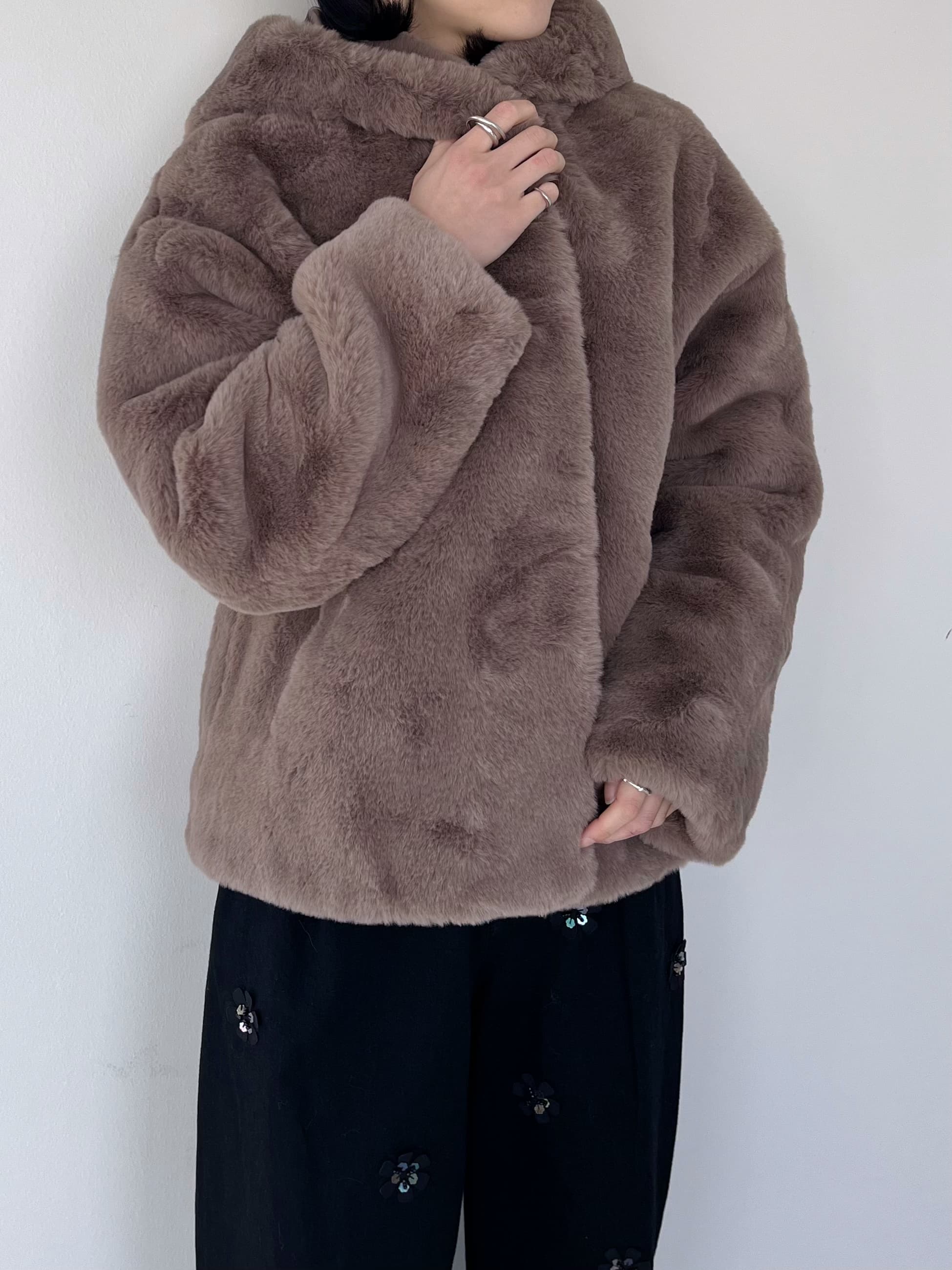 楽天市場】【JAKKE】 FAUX FAR COAT WITH HOOD ジャッキー ファー