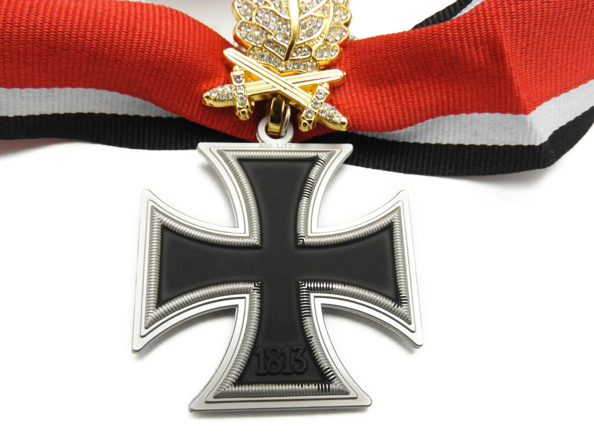 楽天市場】ドイツ軍 ダイヤモンド付き柏葉剣付き騎士鉄十字章 騎士鉄