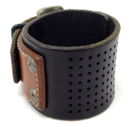 楽天市場】UNDERCOVER アンダーカバー レザーバングル/カラー：茶