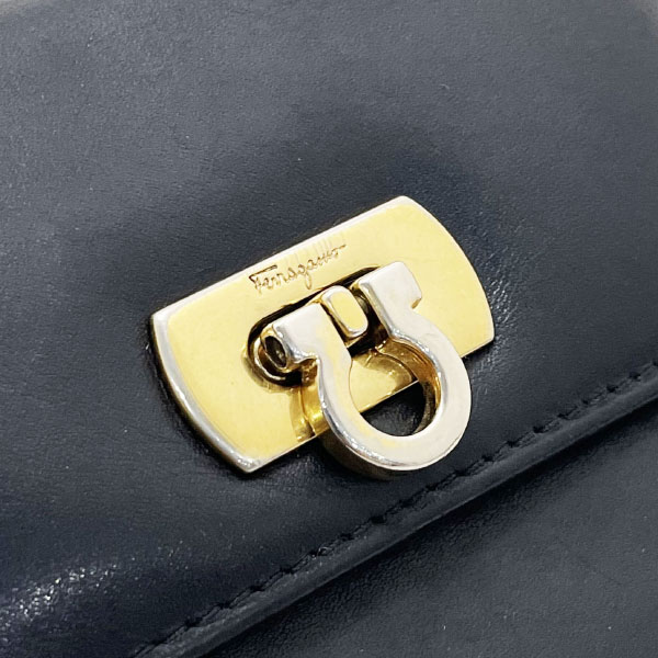 楽天市場】サルヴァトーレ フェラガモ 財布 ガンチーニ がま口財布