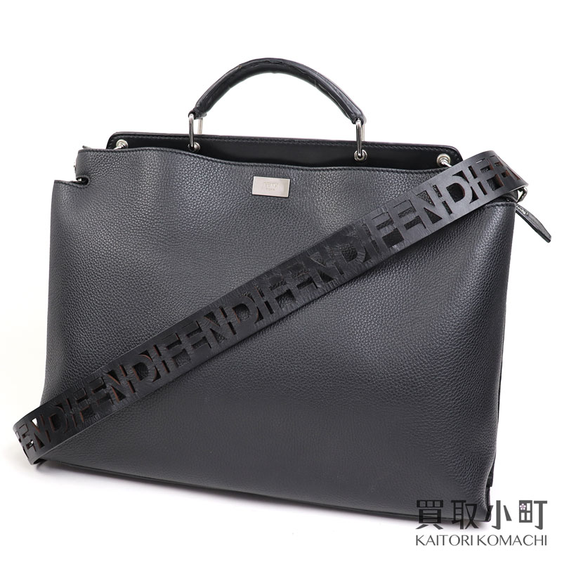 楽天市場】フェンディ 【FENDI】ピーカブー エッセンシャル ブラック