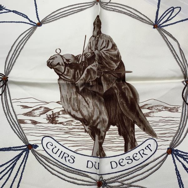 楽天市場】HERMES エルメス カレ90 Cuirs du Desert砂漠の首飾り