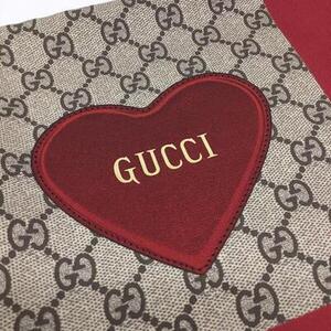楽天市場】GUCCI【グッチ】・特上品・シルクスカーフ バレンタイン限定
