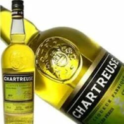 楽天市場】シャルトリューズ ジョーヌ 黄 700ml 43度 CHARTREUSE