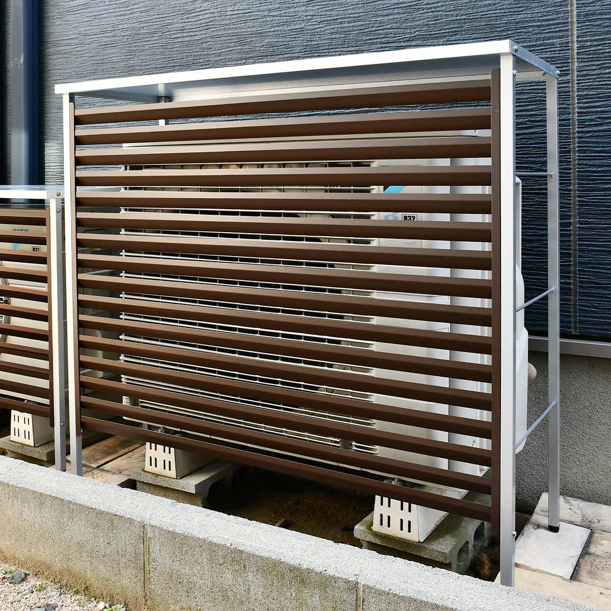 楽天市場】室外機カバー 新ルーバー 大型 A147 （ エアコン室外機