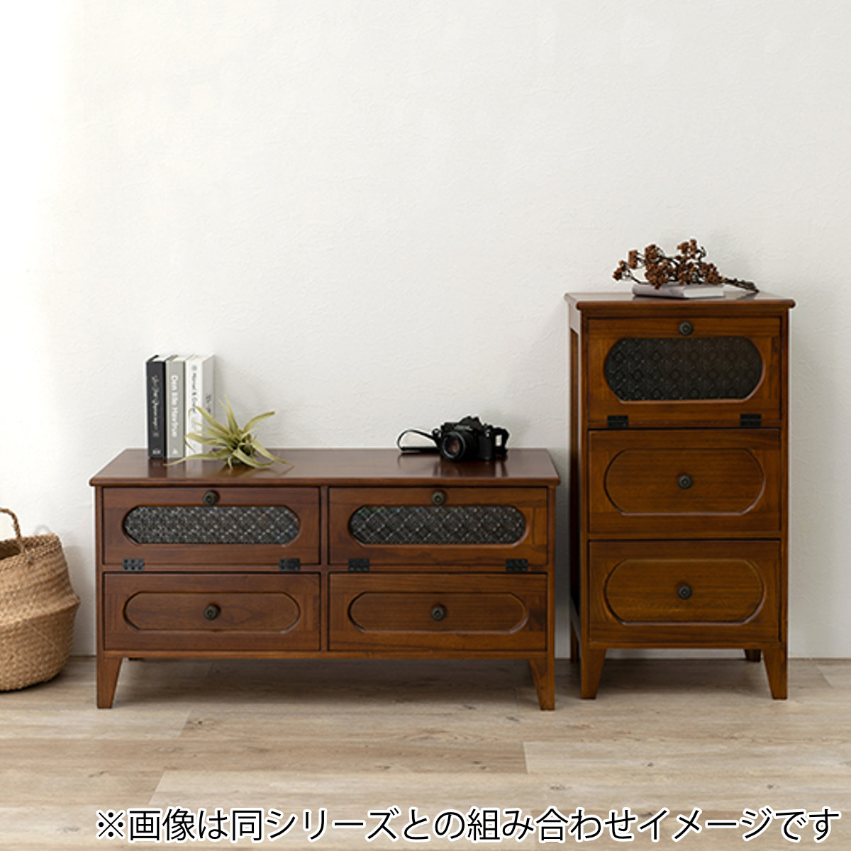 楽天市場】チェスト 2段 ガラス開き戸付 桐製 ビンテージ調 幅42cm