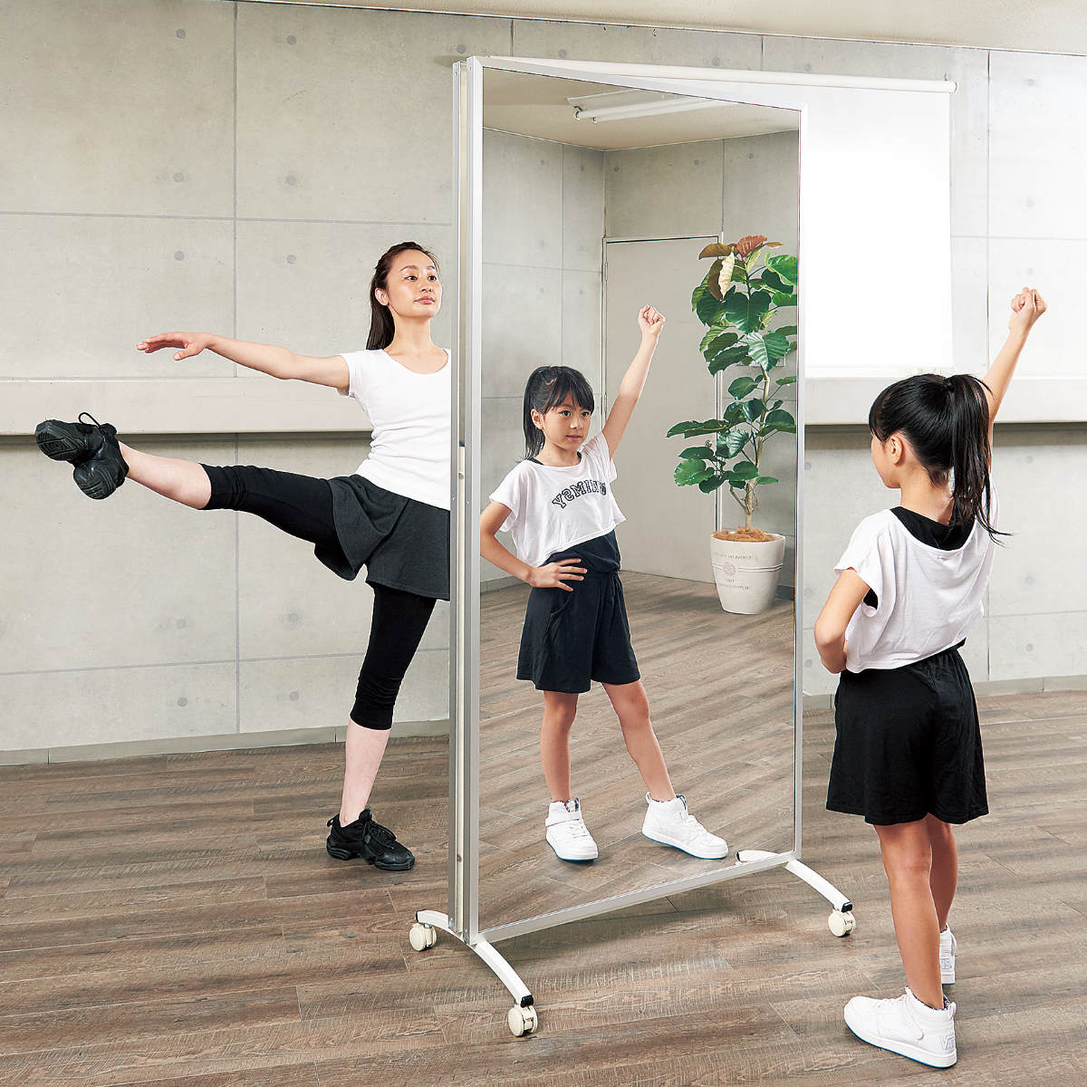 ホワイト スタンドミラー 幅90cm 高さ180cm ホワイト スタンドミラー