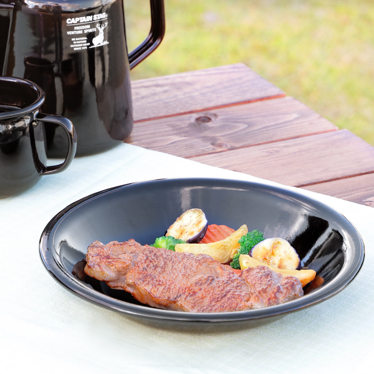 楽天市場】プレート ホーロー 22cm キャプテンスタッグ ブラックラベル