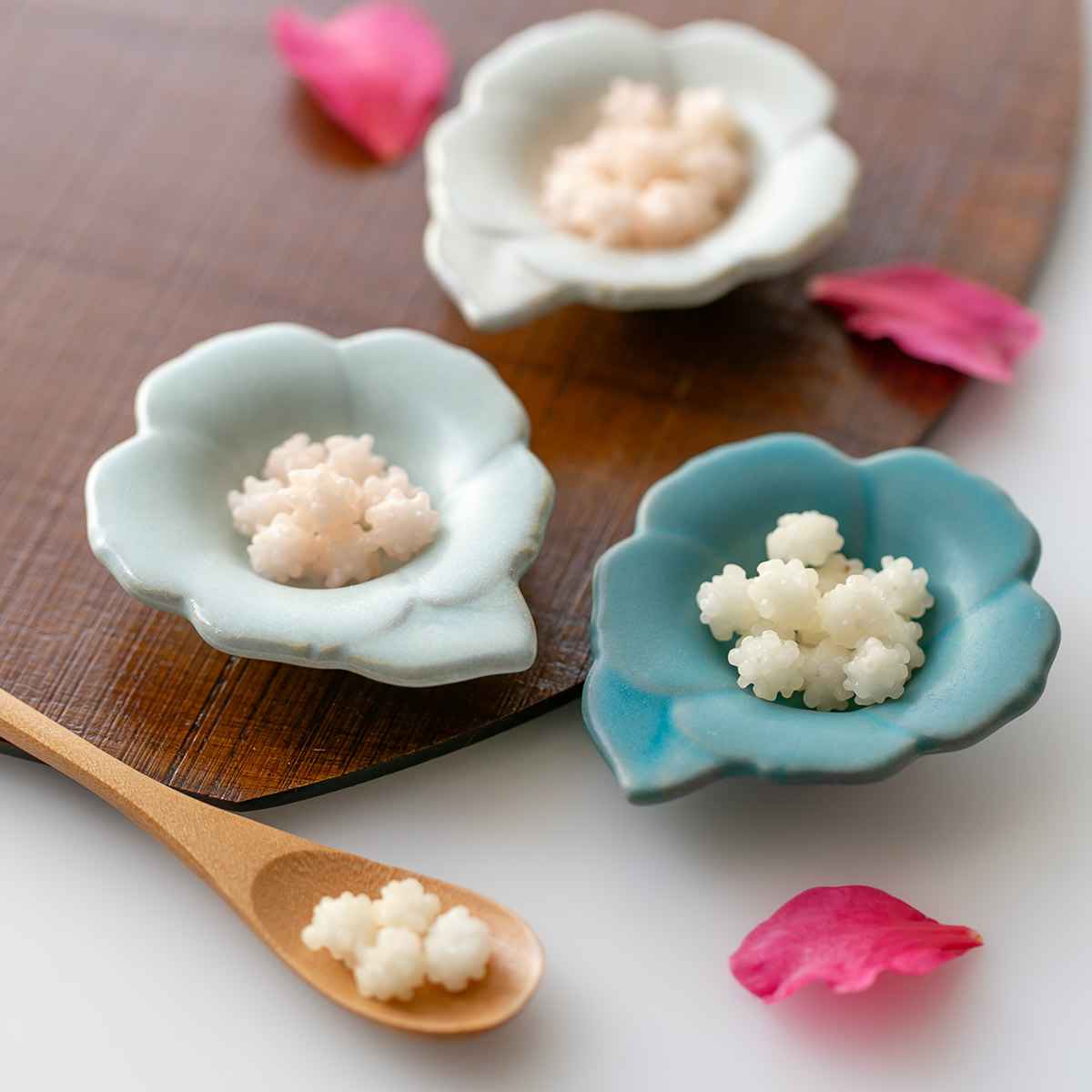 楽天市場】プレート 8cm 輪花皿 花皿 花シリーズ 洋食器 陶器 日本製