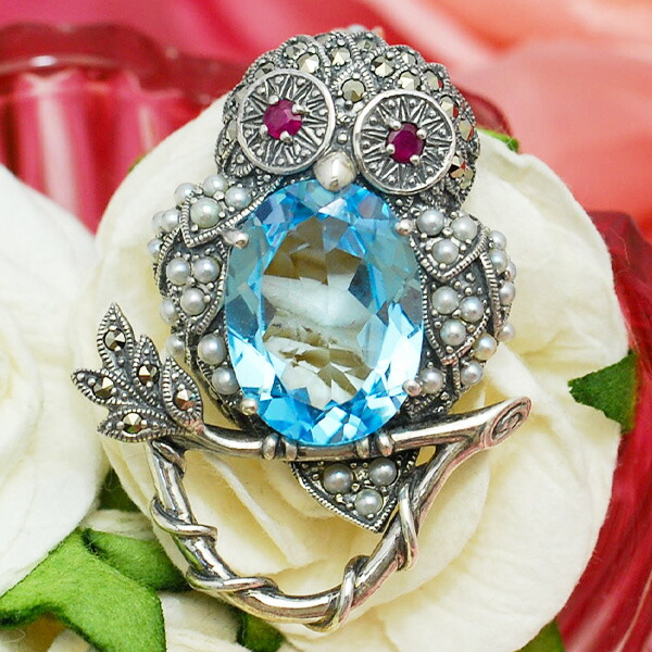 楽天市場】碌山 スカイブルートパーズ ルビー ふくろう ブローチ