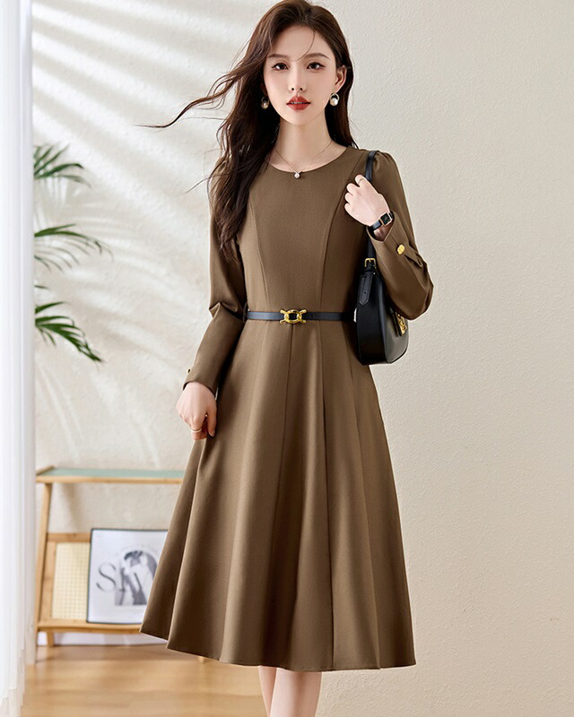 楽天市場】きれいめ ワンピース 黒 aライン ワンピース 膝丈 フレア