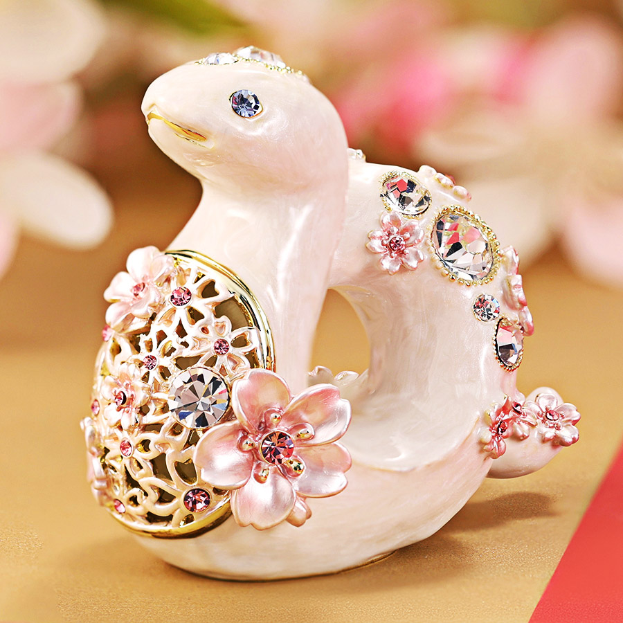 ピンクのヘビ decole 干支 ピンクのヘビ decole 干支 デコレ