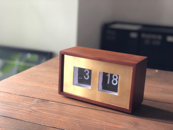 楽天市場】置き時計 PIVOT ピボットクロック RP-002 （WAL) ハモサ