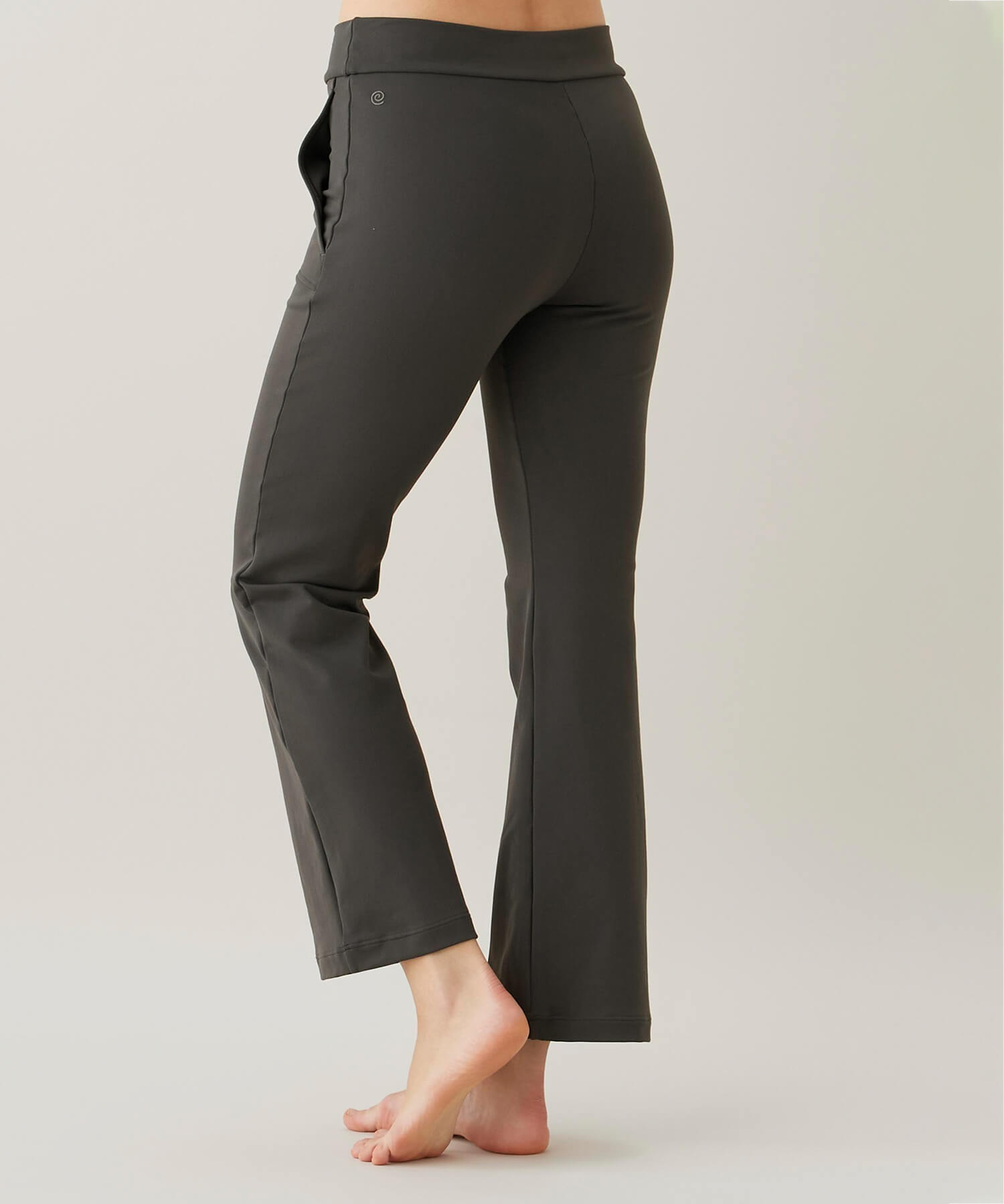 楽天市場】スリア ヨガウェア suria ボトムス パンツ レディース リぺ