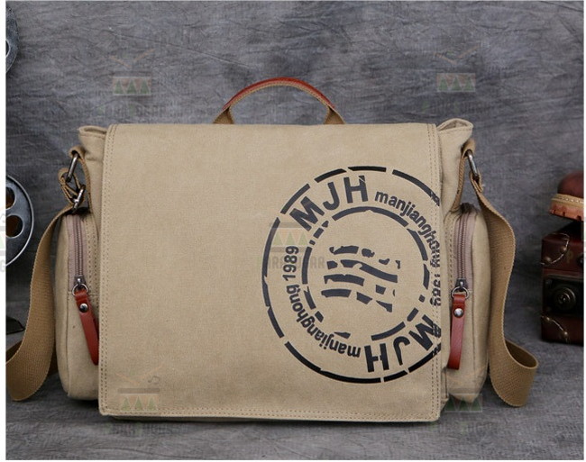 楽天市場】大容量 メッセンジャーバッグ ベージュ【871】 ショルダー