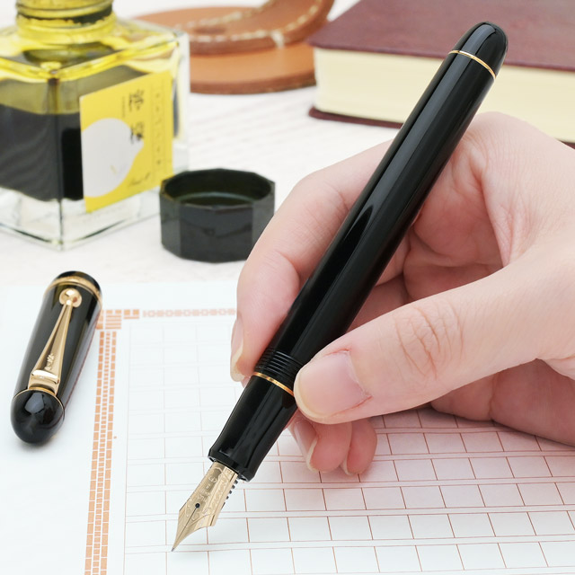 楽天市場】パイロット 万年筆 カスタム74 ブラック FKKN-12SR-B PILOT