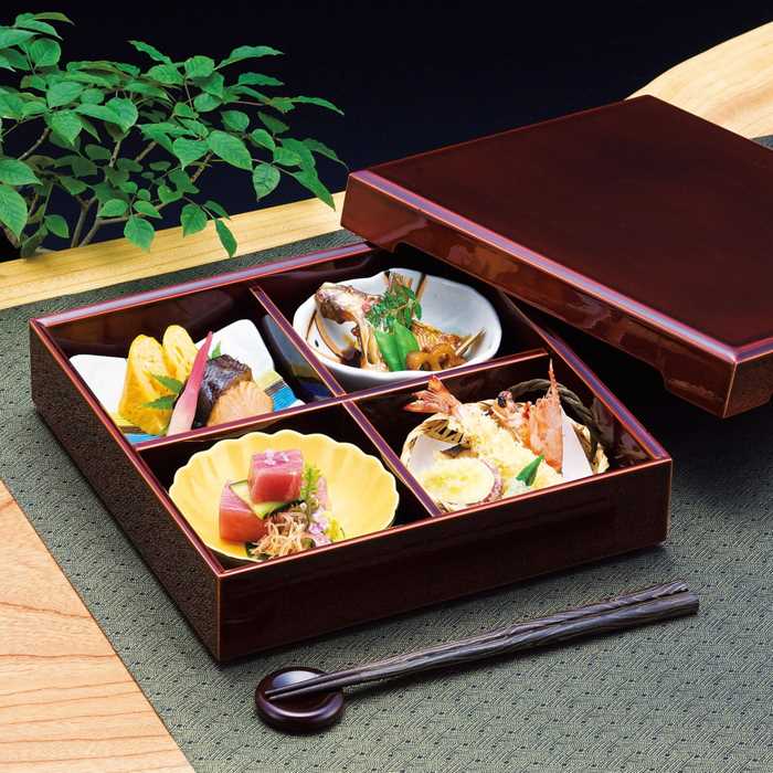 楽天市場】日本塗り 裏木曽春慶塗 松花堂弁当箱 蓋付き 四つ切り弁当