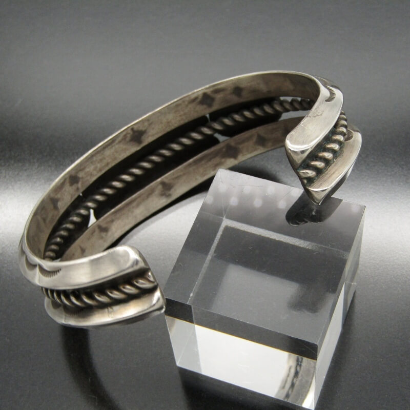 楽天市場】【中古】美品 Herman Smith ナバホ族 バングル 2ターコイズ