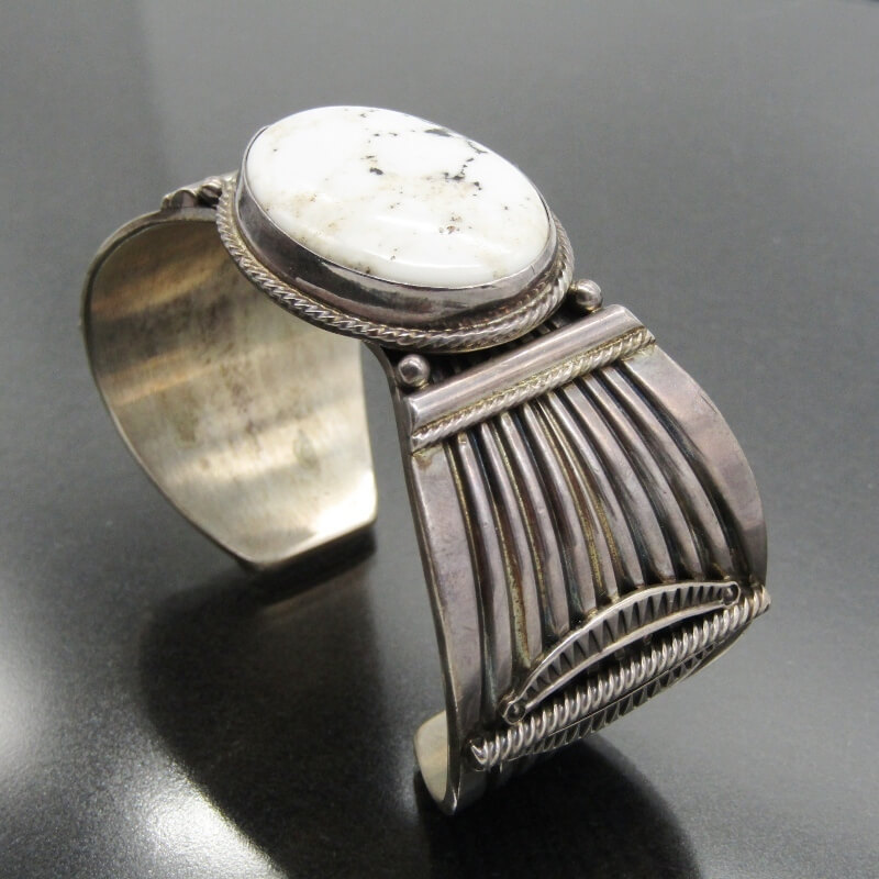 楽天市場】【中古】Navajo ナバホ族 バングル ホワイトバッファロー