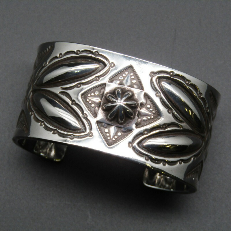 楽天市場】ジェニファーカーティス リングの通販