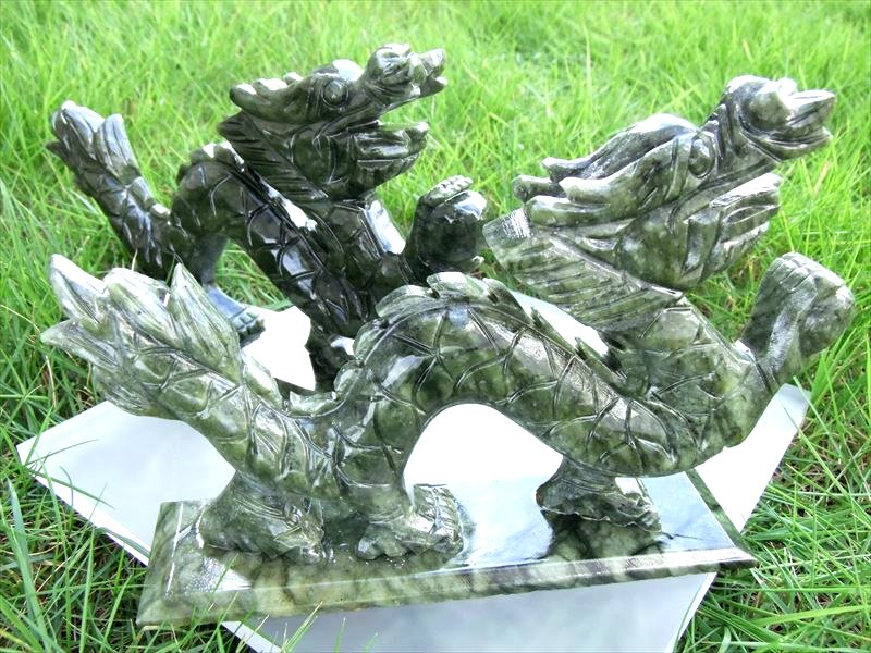 楽天市場】○濃いグリーン【玉持ち龍神 サーペンティン（蛇紋石）龍