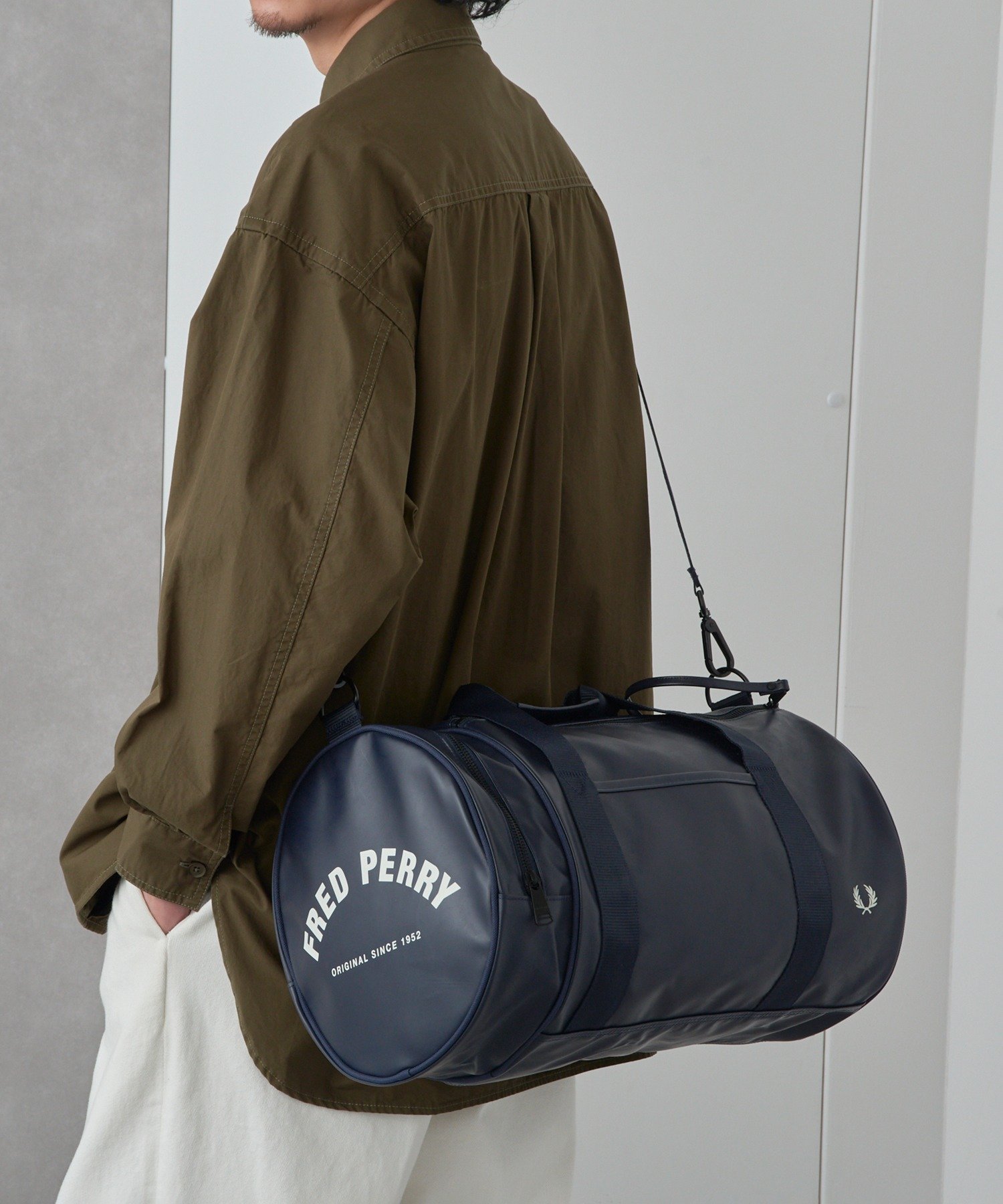 Cassette Chart｜FRED PERRY/フレッドペリー バレルバッグ ドラム