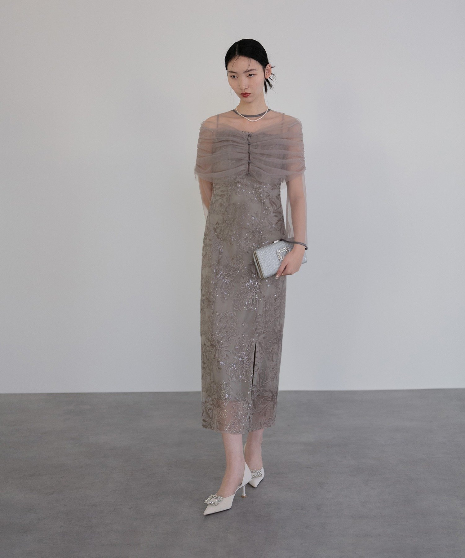 Leja｜LEJA-チュールオフショルダー花柄Iラインワンピースドレス 結婚