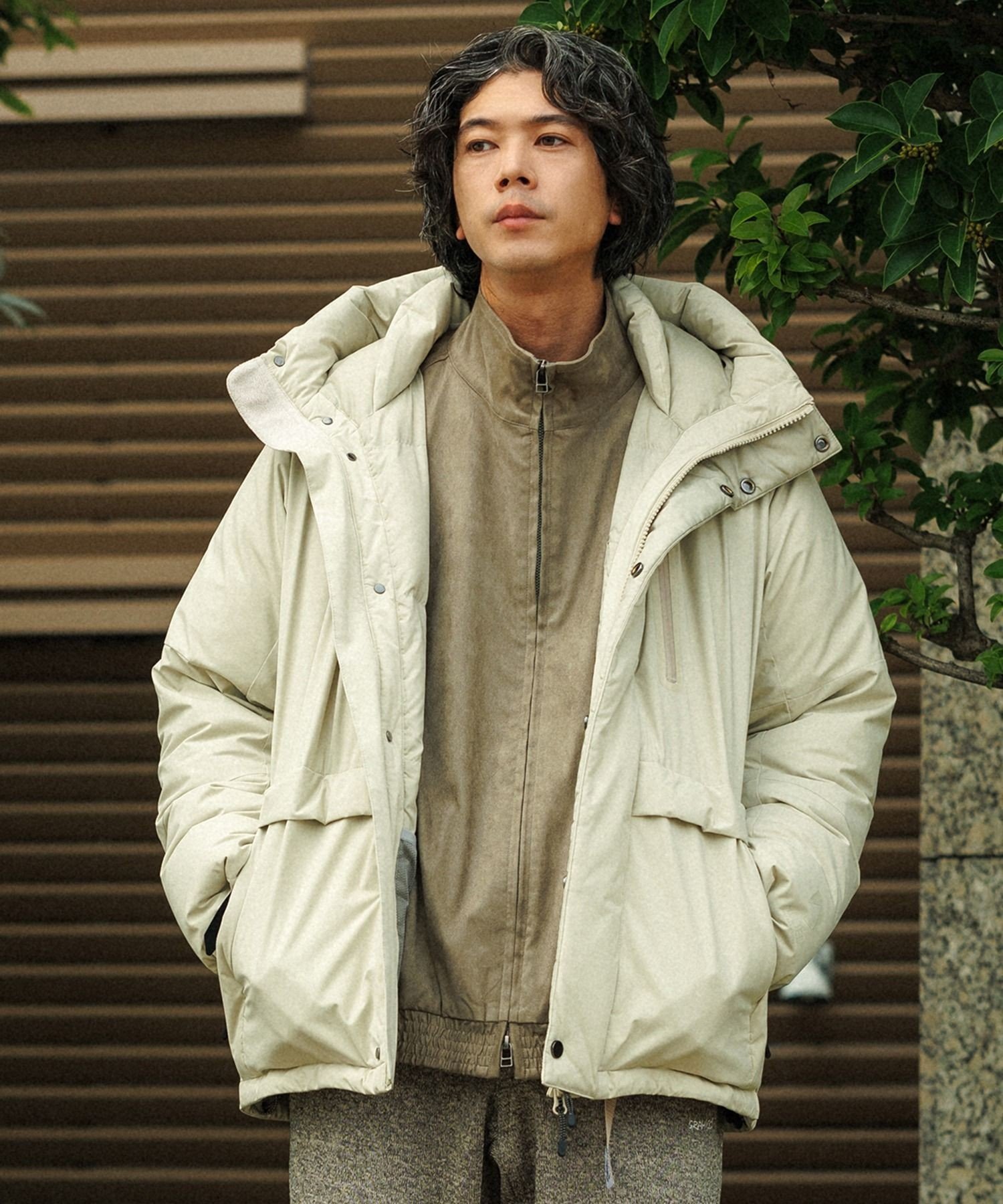 ADAM ET ROPE'｜【ACT_01 AO】SHORT DOWN JACKET / 700 FILL POWER