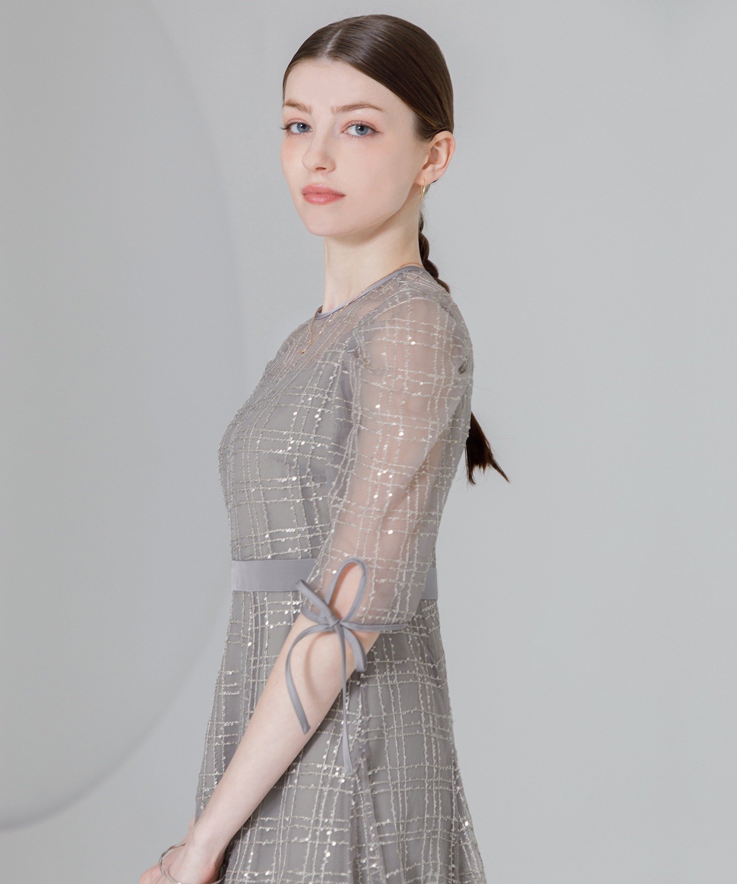 Leja｜LEJA-チェック刺繍スパンコール袖リボンワンピースドレス結婚式