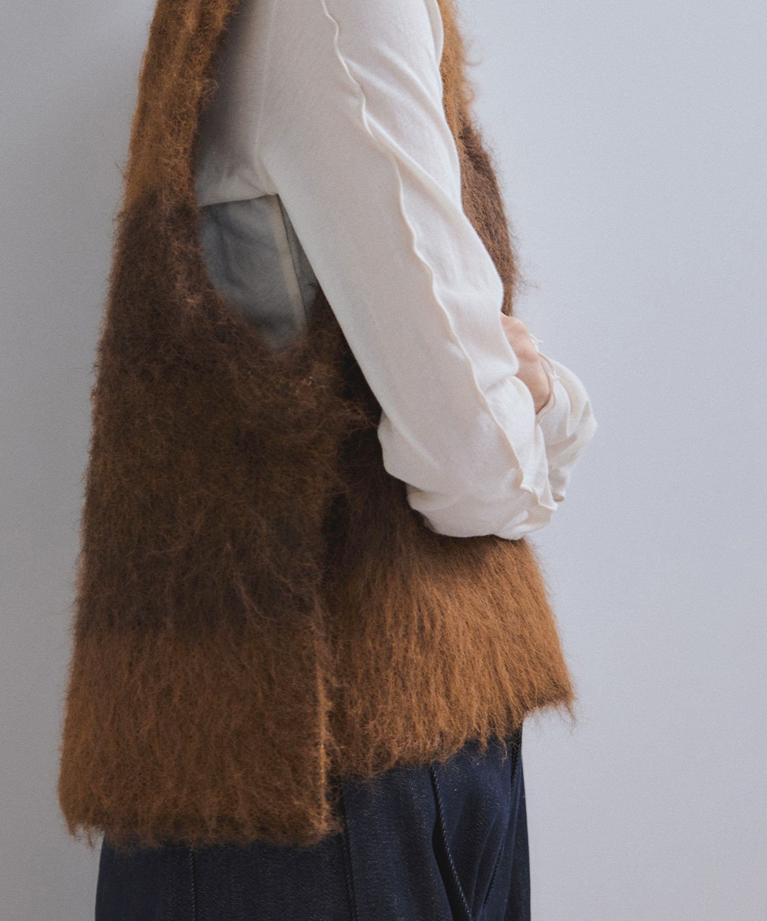 ADAM ET ROPE'｜【WEB限定】ブラッシュドボーダーベスト | Rakuten