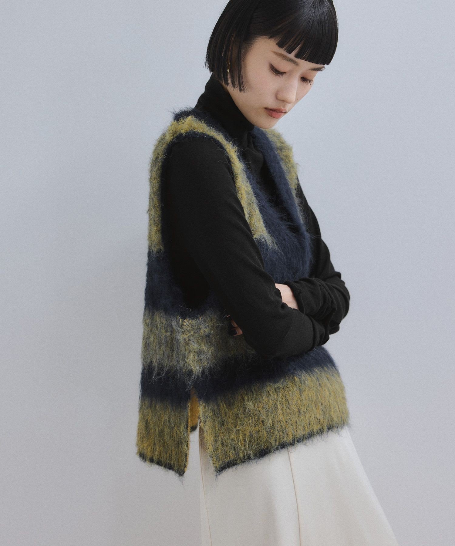 ADAM ET ROPE'｜【WEB限定】ブラッシュドボーダーベスト | Rakuten