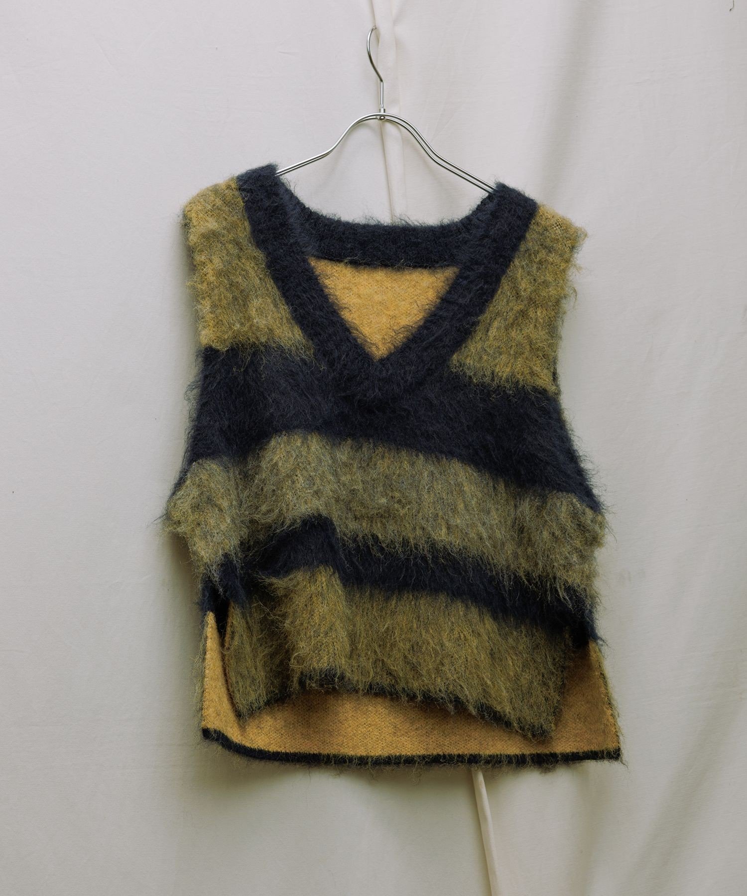 ADAM ET ROPE'｜【WEB限定】ブラッシュドボーダーベスト | Rakuten