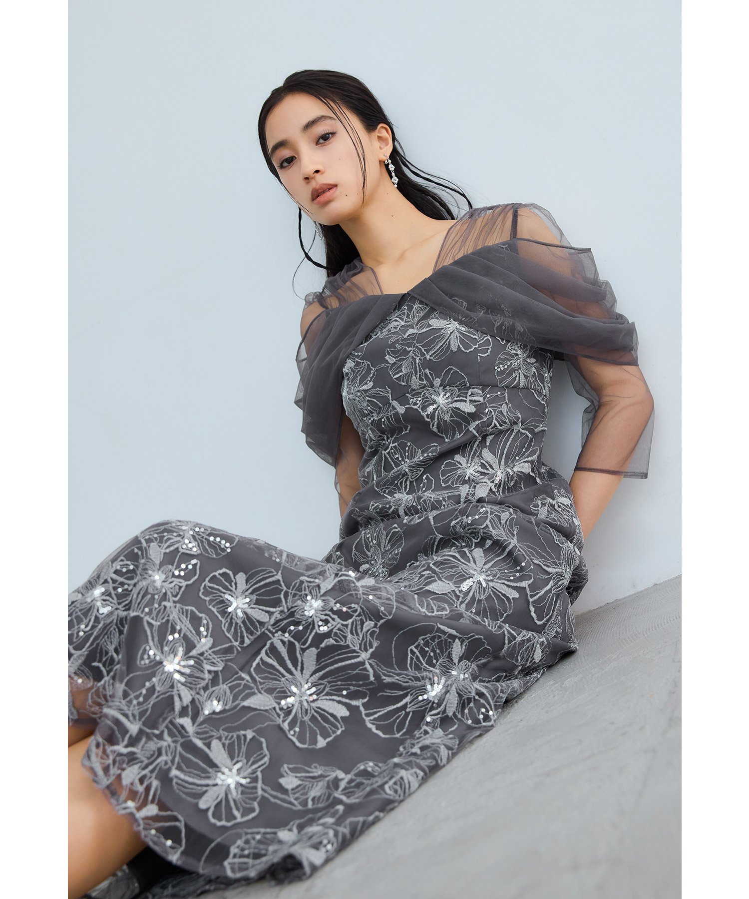 bflat｜オフショルダースパンコール刺繍レースドレス 結婚式 成人式