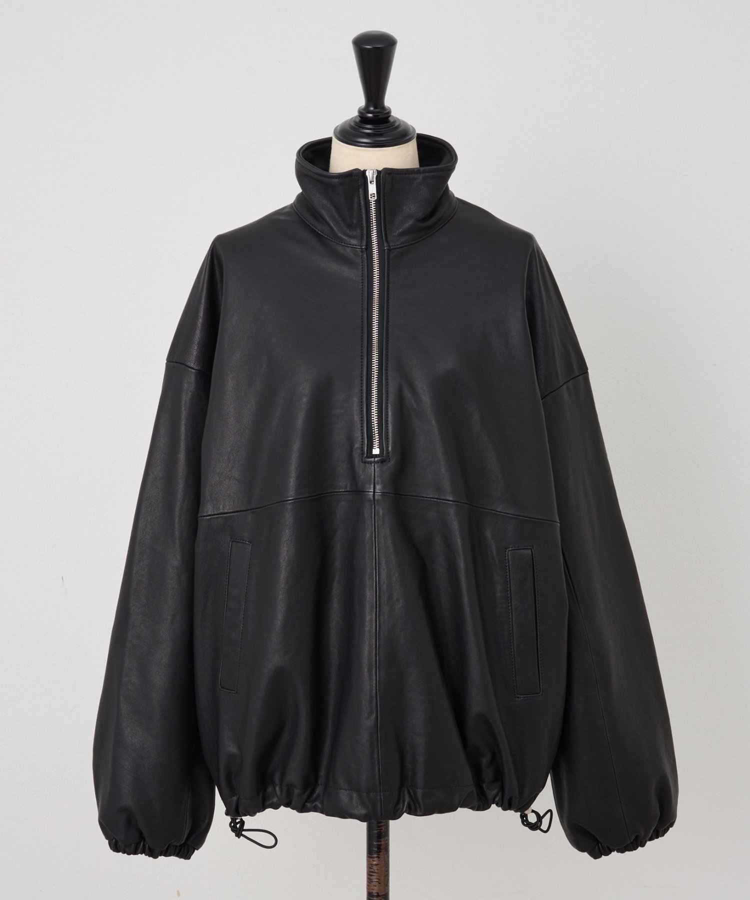 BEARDSLEY｜《15 quinze》ラムレザーハーフジッププルオーバー